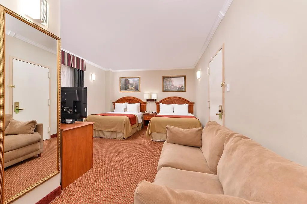 Comfort Inn Chelsea New York 2*,